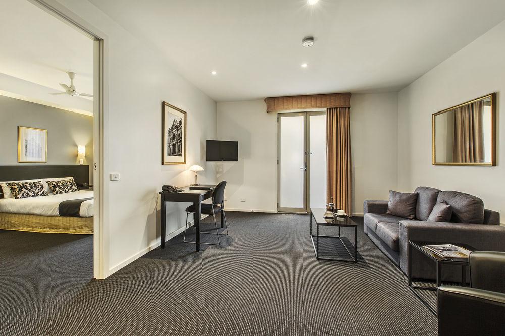 Quest Prahran Aparthotel Melbourne Bagian luar foto
