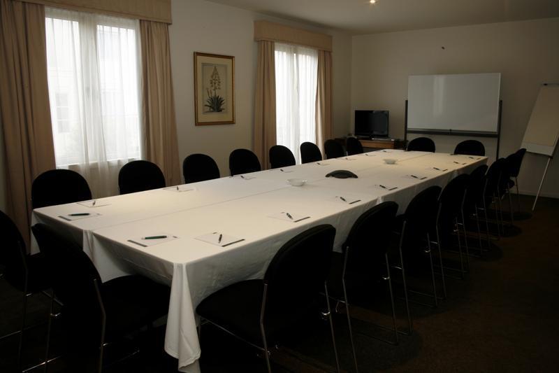 Quest Prahran Aparthotel Melbourne Bagian luar foto