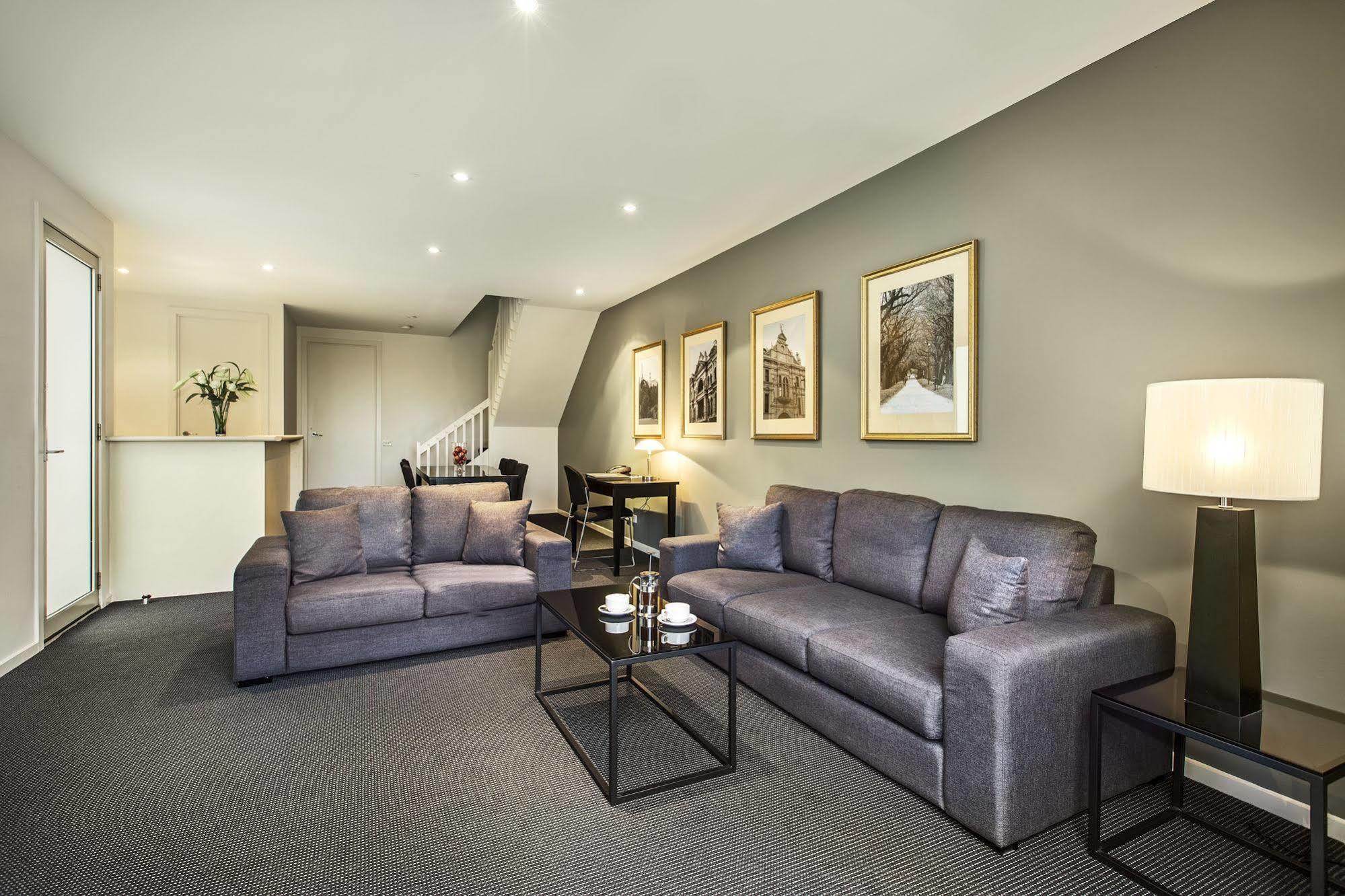 Quest Prahran Aparthotel Melbourne Bagian luar foto